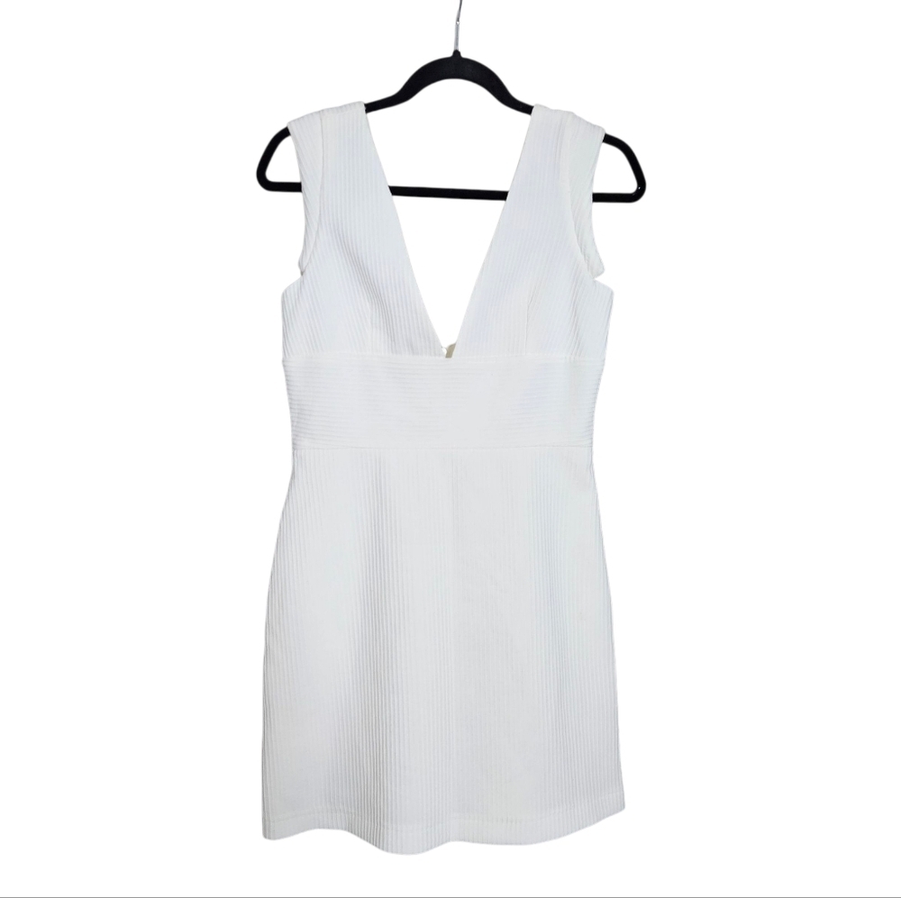 Zara Trafaluc White Waffle Plunge Mini Dress size Medium